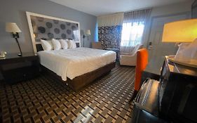 Budget Inn At The Heavenly Gondola